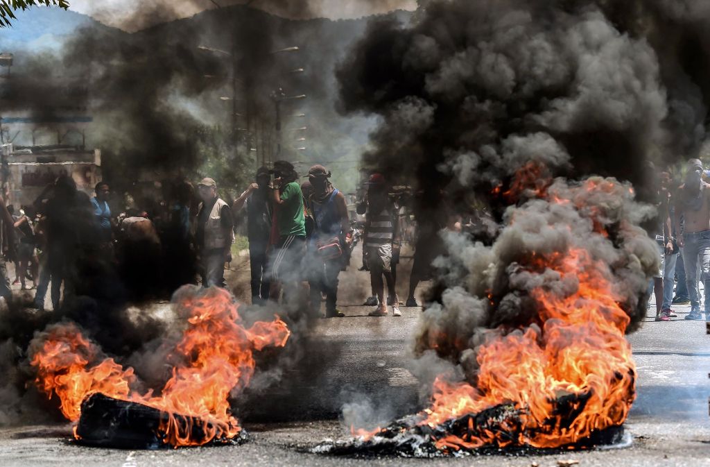 Chaos in Venezuela. Die Proteste gegen den Umbau des Staates verlaufen nicht immer friedlich.