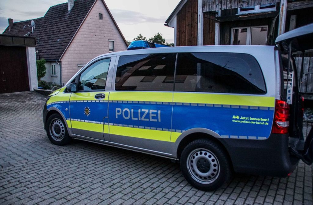 Wie die Polizei mitteilt, ereignete sich der Unfall gegen 19.50 Uhr in der Eislinger Straße in Göppingen.