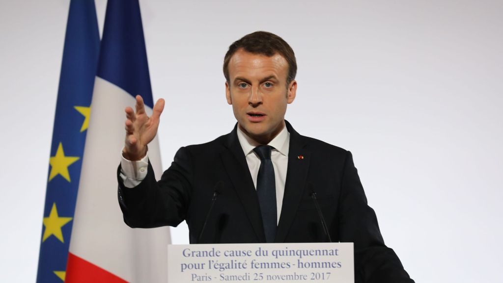  In Frankreich wurden 2016 rund 225.000 Frauen Opfer häuslicher Gewalt. Nun verstärkt Präsident Macron den Kampf gegen sexuelle Belästigungen und Attacken - mit mehr Geld und schärferen Gesetzen. 