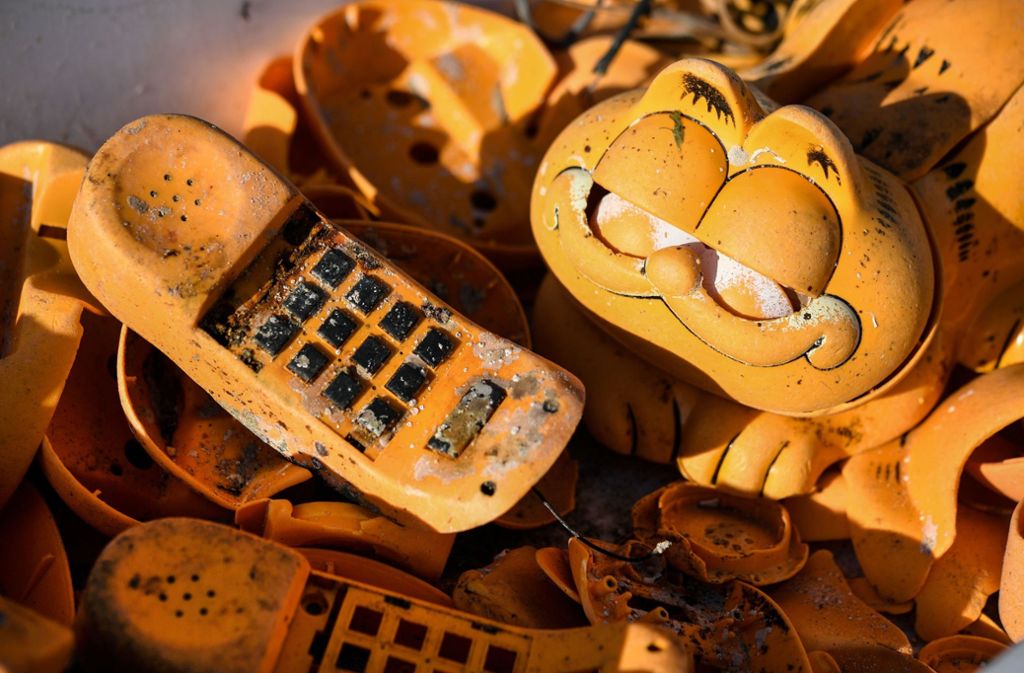Die ersten Garfield-Telefone wurden vor 30 Jahren angespült. In manchen Jahren sind es bis zu 200 Teile.