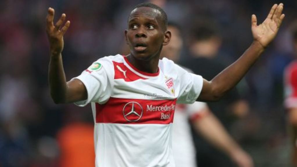  Nach dieser Saison wechselt Ibrahima Traoré zum nächsten Gegner des VfB Stuttgart: nach Mönchengladbach. Bis dahin will der Außenstürmer alles dafür tun, dass er Stuttgart nicht als Absteiger verlässt. 