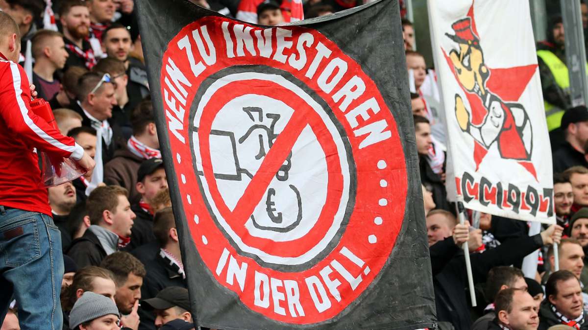 Und die Fans des VfB zeigen, was sie von den Plänen der DFL halten.