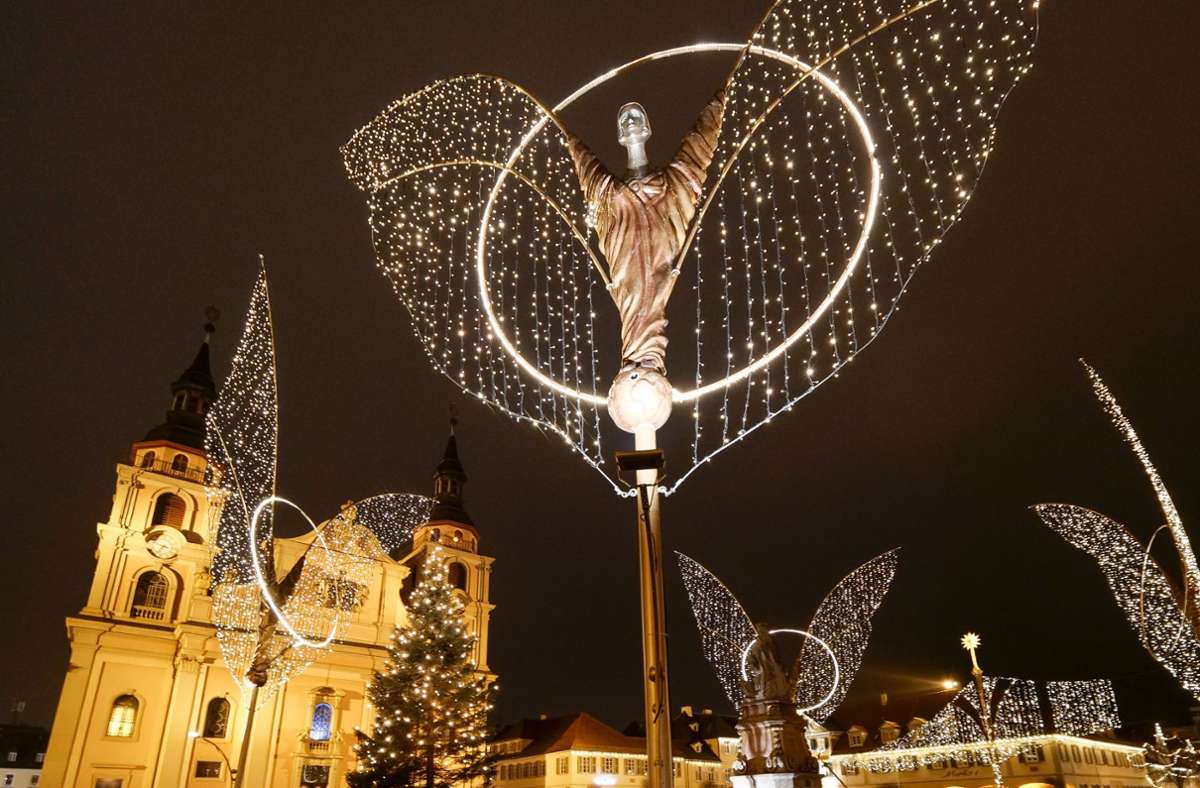 Lichtermeer statt Weihnachtsmarkt in Ludwigsburg.