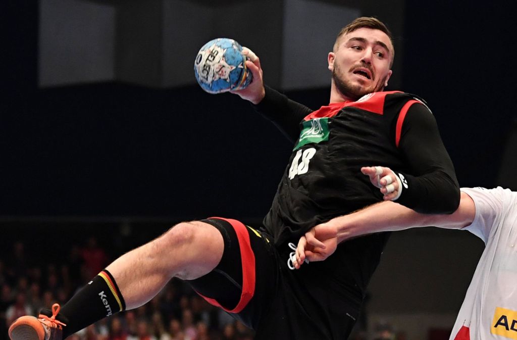 Der erste bekannte Handball-Profi mit Corona heißt Jannik Kohlbacher. Der Kreisläufer von den Mannheimer Rhein-Neckar-Löwen hat damit auch das deutsche Nationalteam lahmgelegt, das sich in der vergangenen Woche noch zu einem gemeinsamen Lehrgang getroffen hatte.