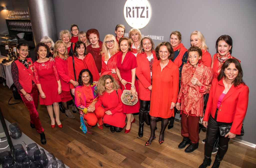 Gründungstreffen des Red Ladys Club von Stuttgart im Restaurant Ritzi.