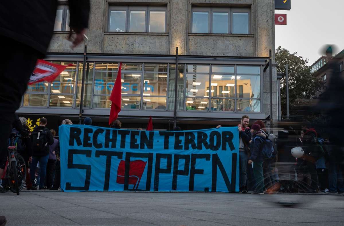 Demonstration nach dem Anschlag von Halle in Stuttgart Foto: Lichtgut/Julian Rettig