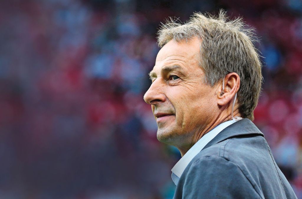 Jürgen Klinsmann liebäugelt mit einem Engagement beim VfB Stuttgart.
