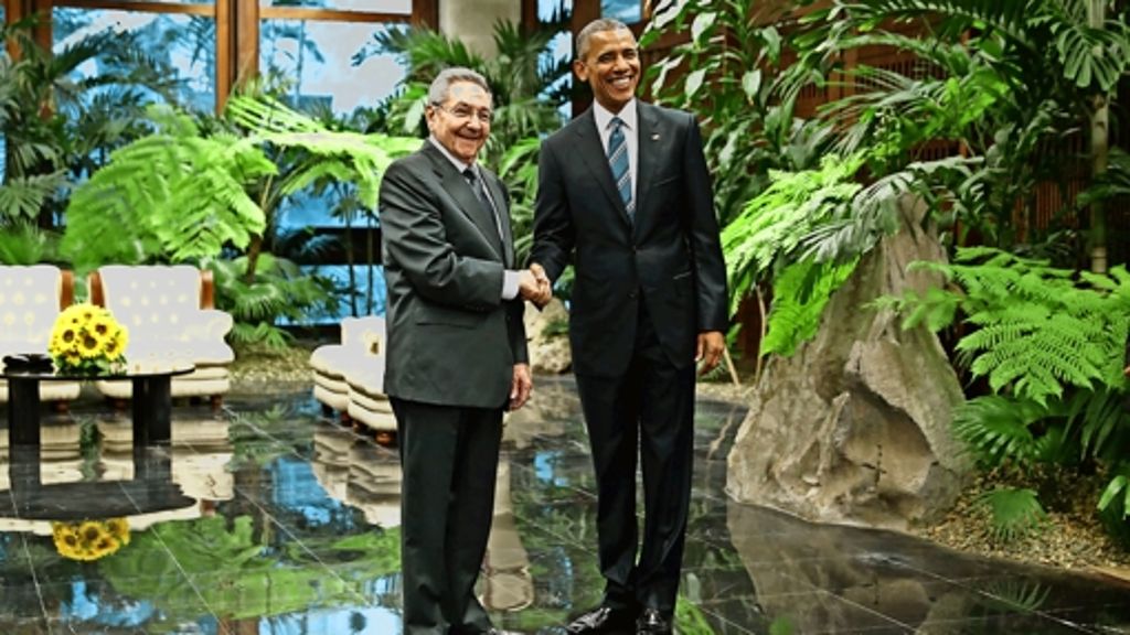  Barack Obama ist der erste US-Präsident seit 88 Jahren, der den lange Zeit isolierten Inselstaat besucht. Doch während der Amerikaner sich entspannt zeigt, gerät der Besuch für die kubanische Führung zum Drahtseilakt. 