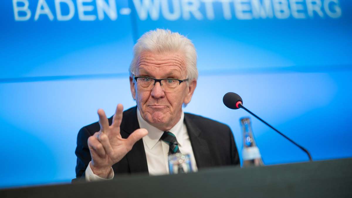 Coronavirus in Baden-Württemberg: Winfried Kretschmann bringt  kürzere Ferien ins Gespräch