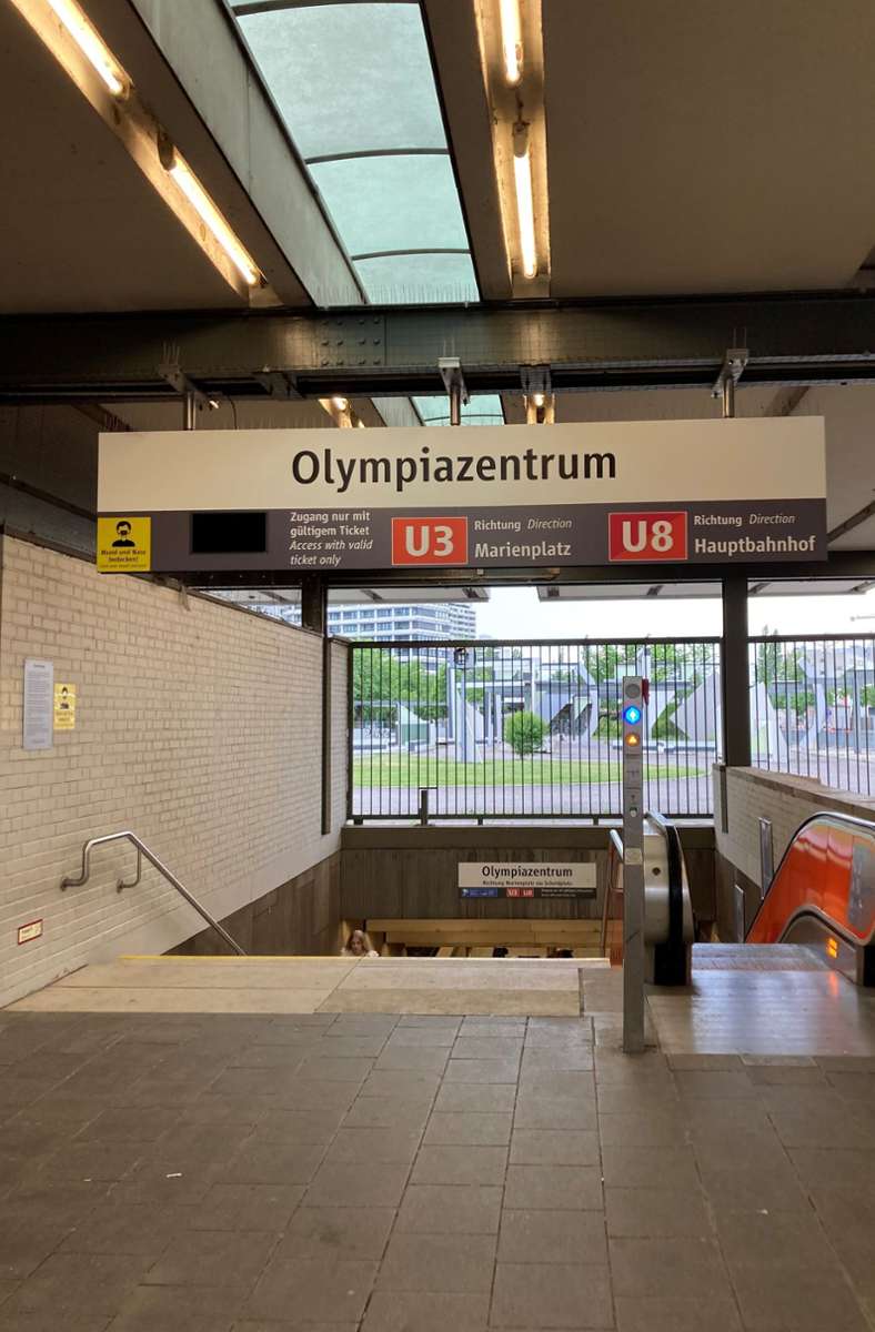 Die Spiele prägen München und tragen einiges zur Infrastruktur bei. Zum Olympischen Erbe gehören die Fußgängerzone, S- und U-Bahn-Linien, Sportstätten, Wohnraum, der Altstadtring-Tunnel, der Mittlere Ring, die Donnersbergerbrücke und das renovierte Siegestor. Insgesamt werden 1,972 Milliarden Mark (985 Millionen Euro) investiert.