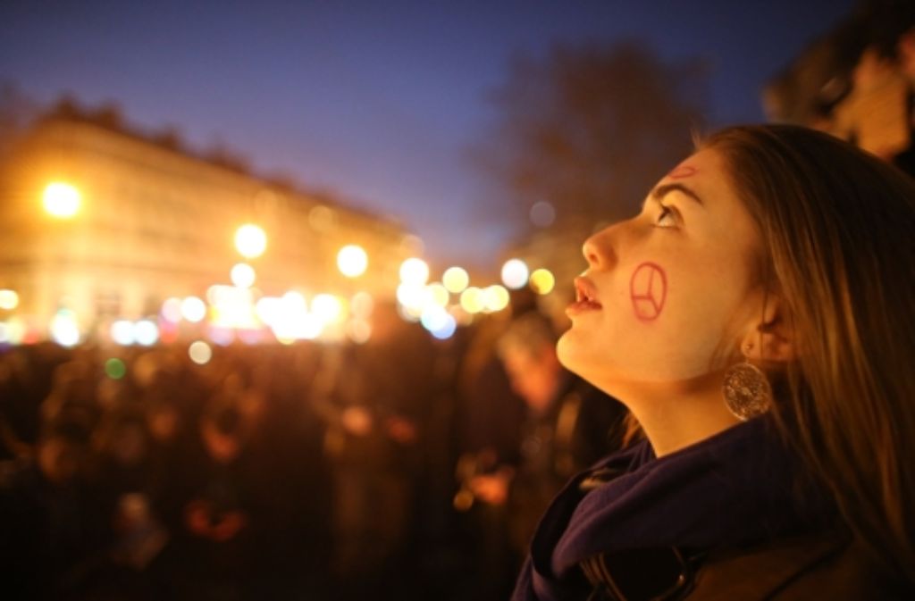 Bis zu 1,6 Millionen Menschen gingen nach Veranstalterangaben in Paris beim „Republikanischen Marsch“ auf die Straße, um der Opfer der islamistischen Anschlagsserie in Frankreich zu Gedenken.