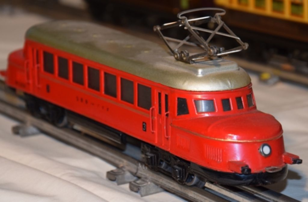Der sogenannte Rote Pfeil: ein in den 1930er-Jahren gebaute Leichttriebwagen der Schweizerischen Bundesbahnen (SBB).