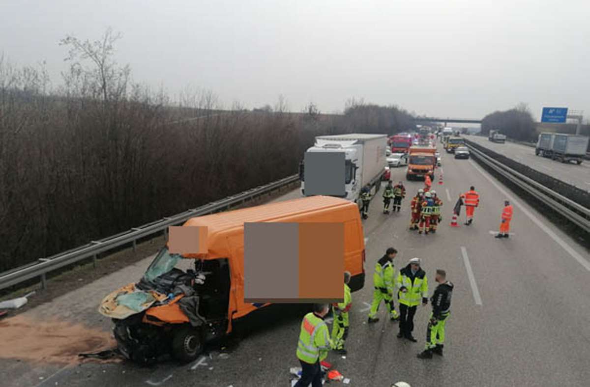Der Unfall ereignete sich auf der A81 bei Ludwigsburg.