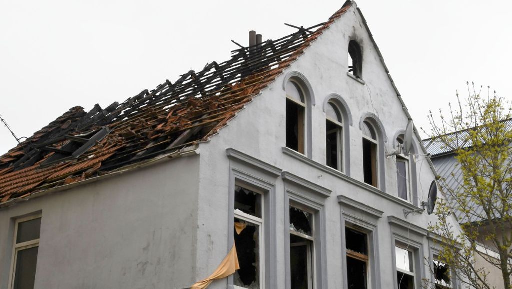 Bremerhaven: 13 Verletzte bei Feuer in Mehrfamilienhaus