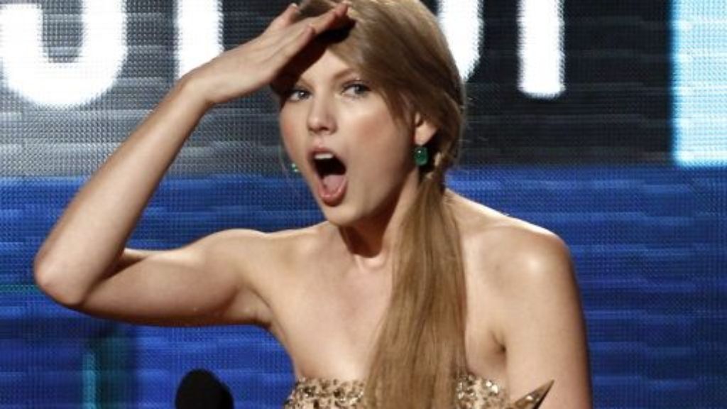 American Music Awards: Taylor Swift stiehlt Adele die Show