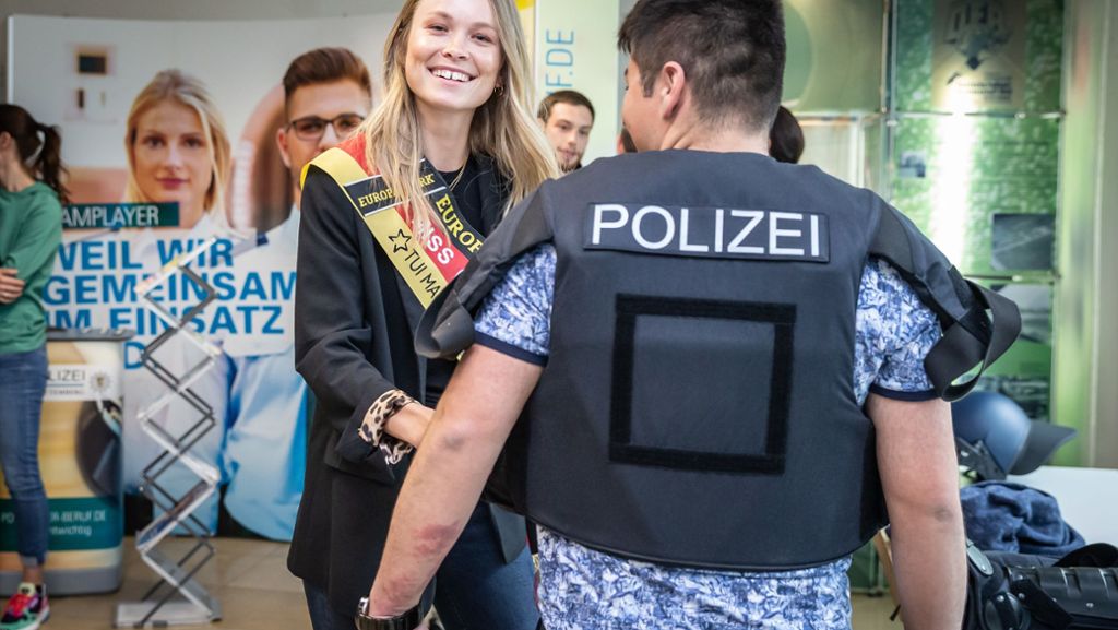 Nadine Berneis: Miss Germany aus Stuttgart wirbt für den Polizeiberuf