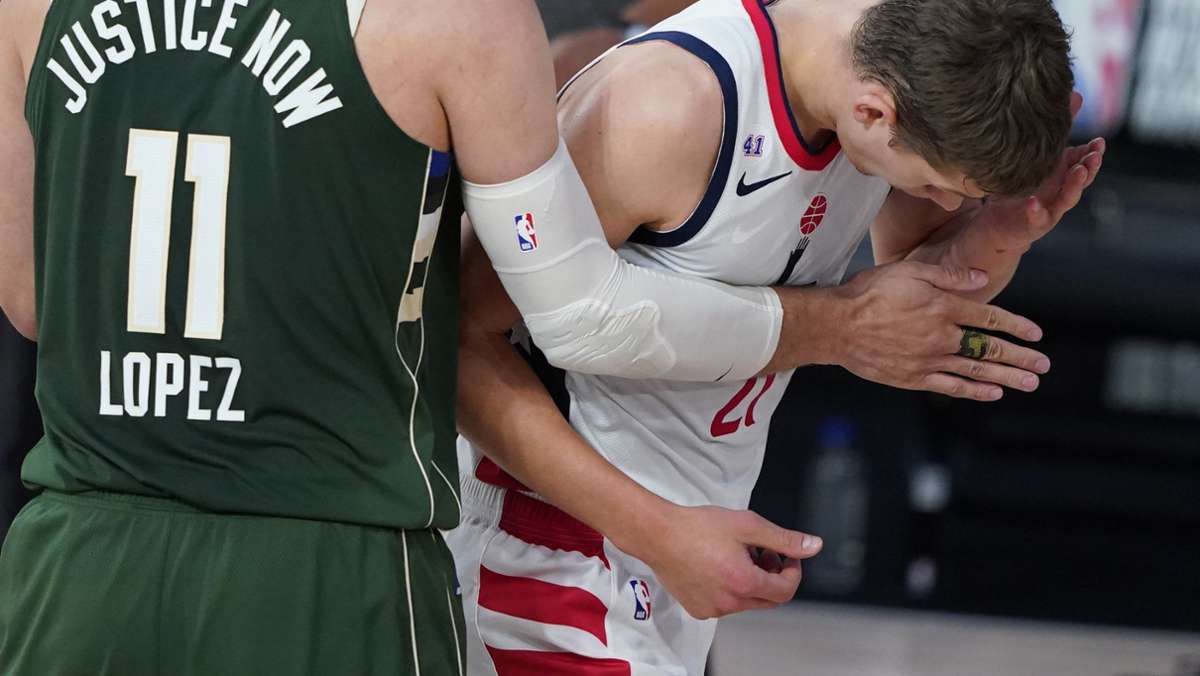 Giannis Antetokounmpo: NBA-Star sorgt mit Kopfnuss gegen Moritz Wagner für Eklat