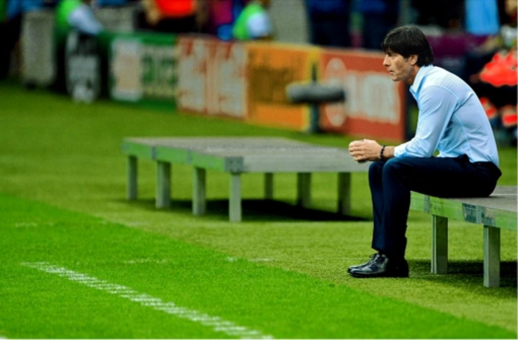 Bundestrainer Joachim Löw steht wegen seiner Mannschaftsaufstellung in der Kritik.