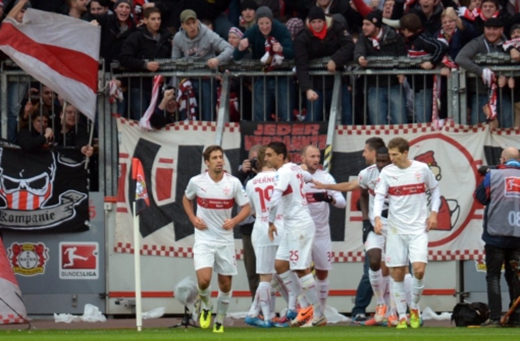 Die Fotos von der Partie des VfB Stuttgart bei Bayer Leverkusen.