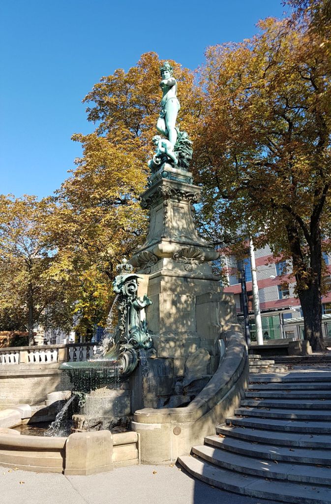 Dem verstorbenen Herzog zu Ehren legte man den Eugensplatz an.