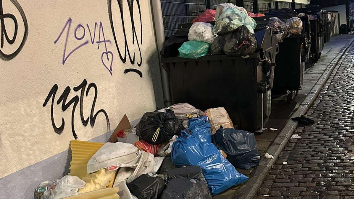 Leonhardsviertel in Stuttgart: Erneut klagen Wirte über Müll-Chaos  in der Altstadt