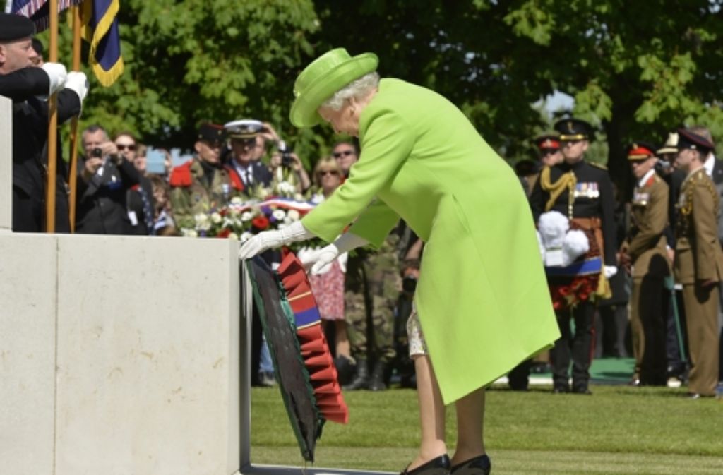 An den Feiern zum 70. Jahrestag des D-Day in der Normandie haben viele Staats- und Regierungschefs aus der ganzen Welt teilgenommen, wie beispielsweise Queen Elizabeth II., ...