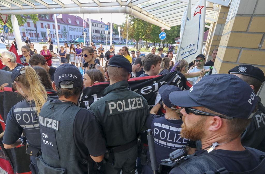 Mit großem Aufgebot war die Polizei im Juli 2017 am Ludwigsburger Forum präsent, da...