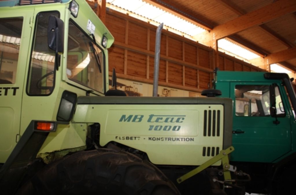 Der MB-trac ist ein Traktor, der auf dem Unimog basiert. Er wird seit 1992 nicht mehr hergestellt.