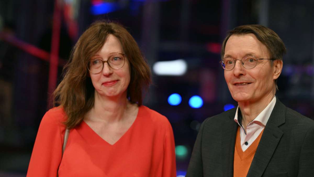 Berlinale-Eröffnung: Karl Lauterbach zeigt sich mit neuer Freundin