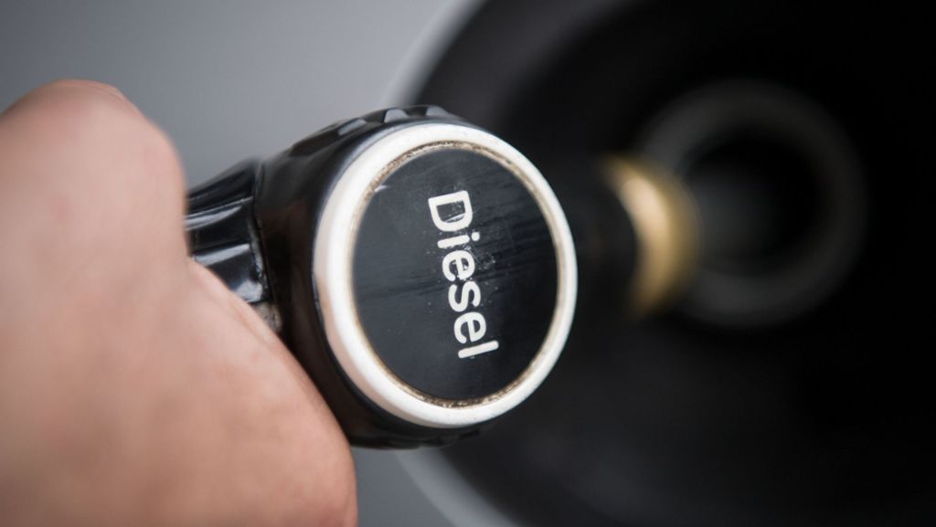 Diesel-Affäre: Autobauer und Bundesregierung bleiben in Schusslinie