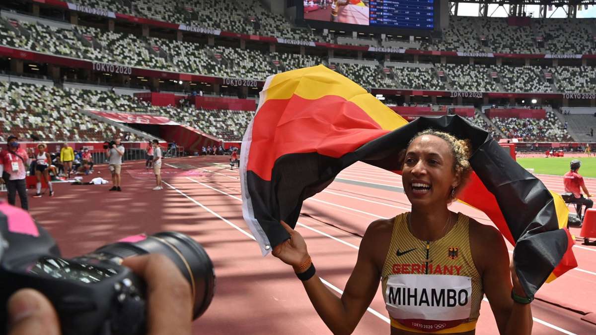 Olympia-Gold für Malaika Mihambo: Ekstase auf Twitter: „Auf deutschen Sandkästen ist heute die Hölle los“