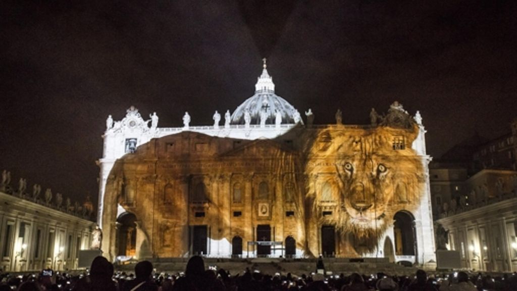 Eröffnung des Heiligen Jahres in Rom: Wilde Tiere auf dem Petersdom