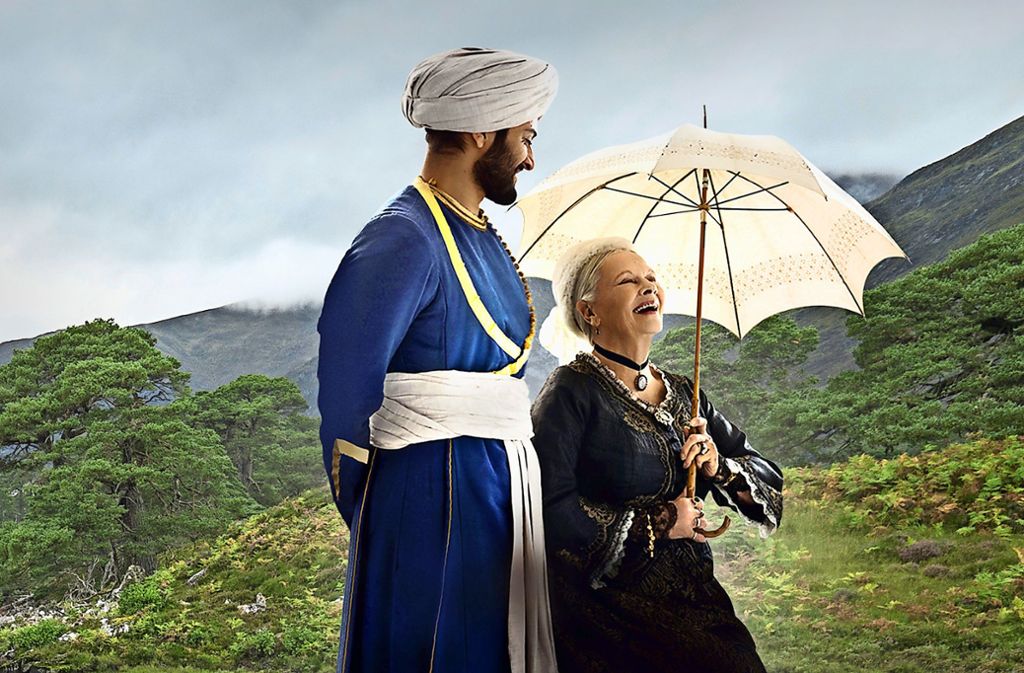 Ein vertrautes Paar: Queen Victoria (Judi Dench) und Abdul (Ali Kazal)
