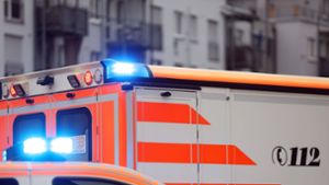 Nordrhein-Westfalen: Mann mit abgetrenntem Genital in Wohnhaus gefunden –  Lebensgefahr