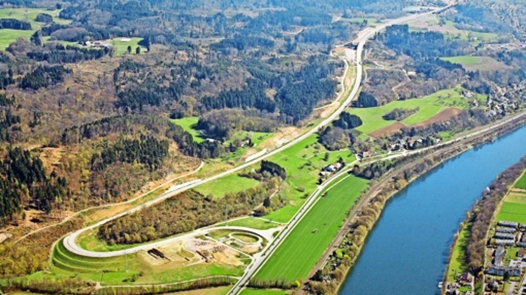 Regierungspräsidium Freiburg rechnet mit Baubeginn 2018: Tunnel soll gefährliche A-98-Abfahrt ersetzen