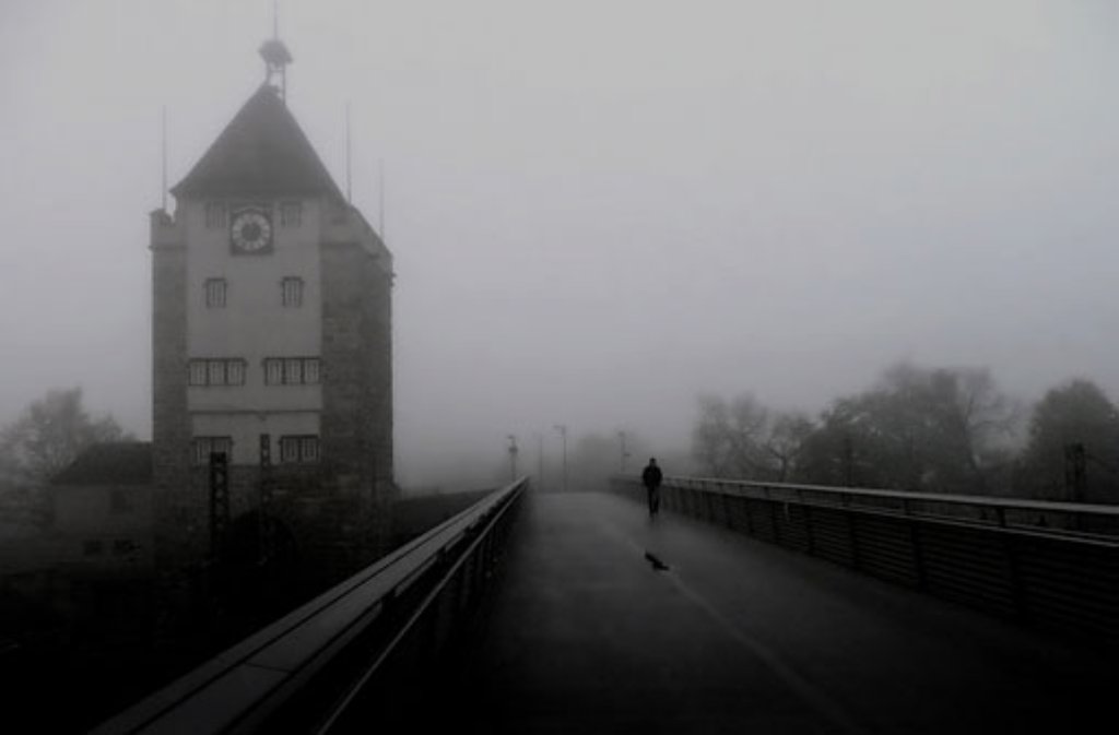 Auf Brücken zeigt sich verstärkt das Nebelschauspiel.