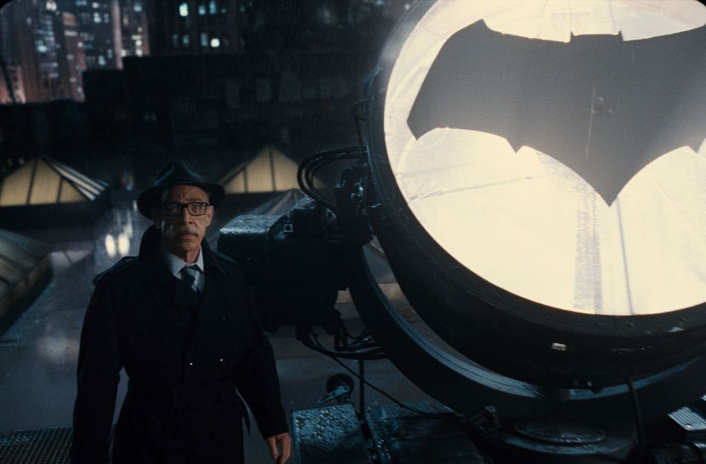 J. K. Simmons als Gothams leidgeprüfter Police Commissioner Gordon