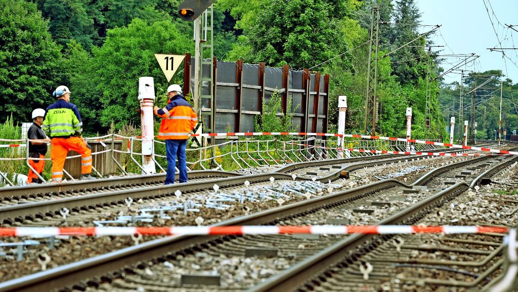 Bahnsperrung zwischen Rastatt und Baden-Baden: Rheintalbahn länger lahmgelegt