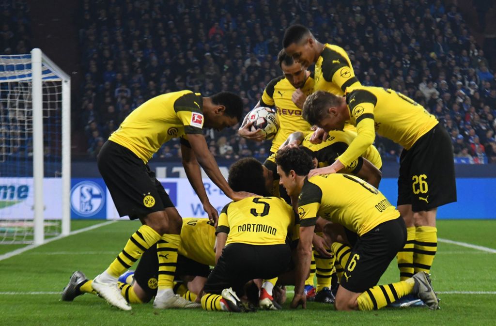 Borussia Dortmund hat in der Saison 2017/2018 an Berater 40,923 Millionen Euro gezahlt.