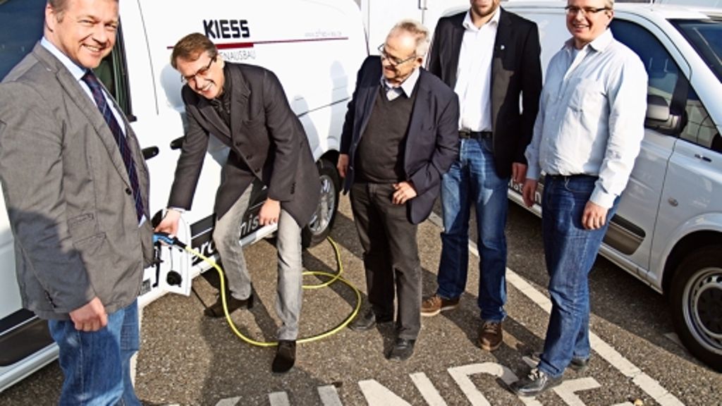 E-Fahrzeuge auf dem Fasanenhof: Kiess setzt auf Stromlaster