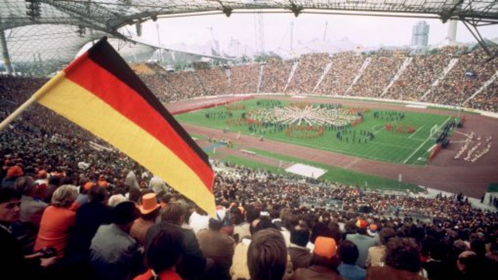 Fußballhistorie in Bildern: Deutschland gegen die Niederlande - das ewig junge Duell