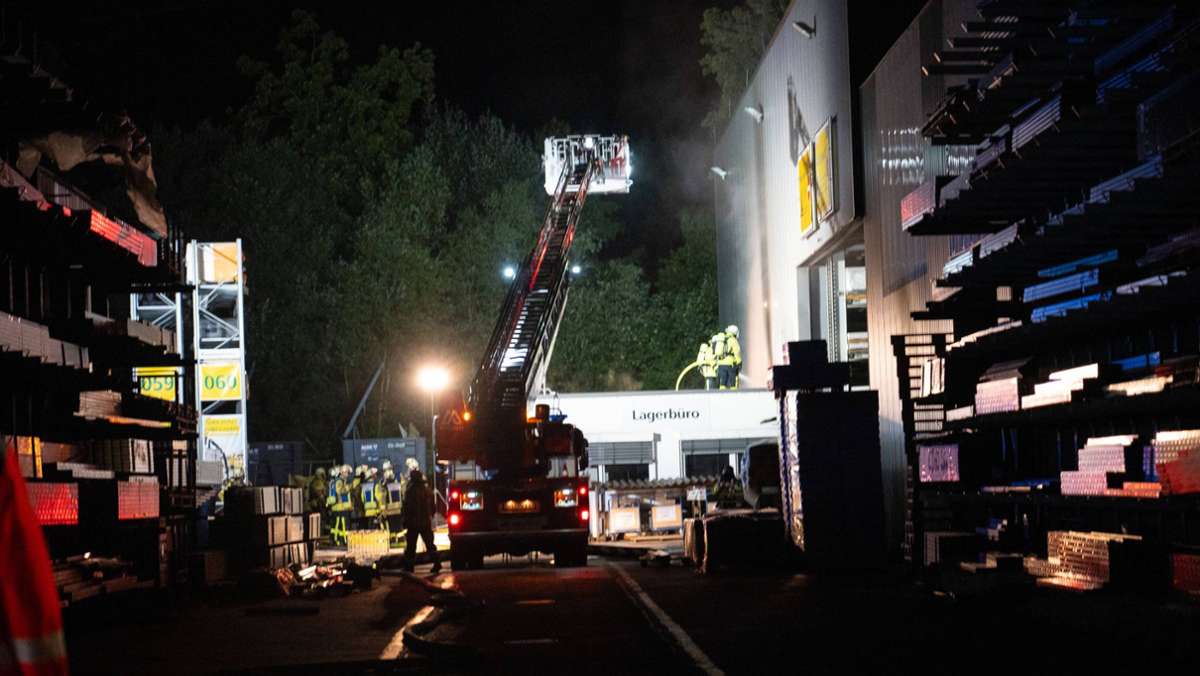 Feuer in Nürtingen: 50 000 Euro Schaden bei Brand in Lagerbüro