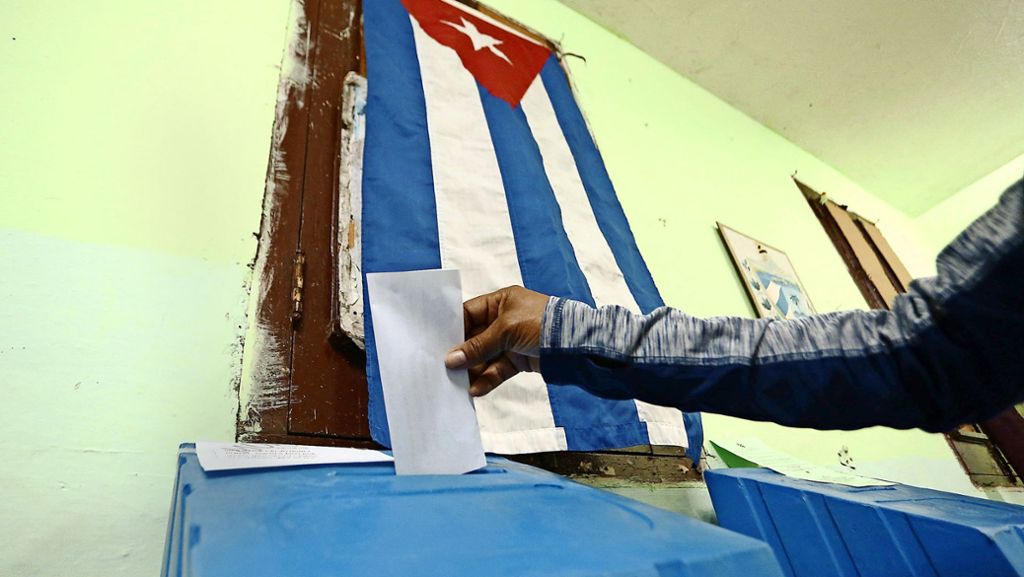  Am Sonntag stimmen die Kubaner über ihre neue Verfassung ab. Darin sind auch einige Elemente privater Marktwirtschaft enthalten. Erste Zeichen einer Öffnung des Inselstaats? 