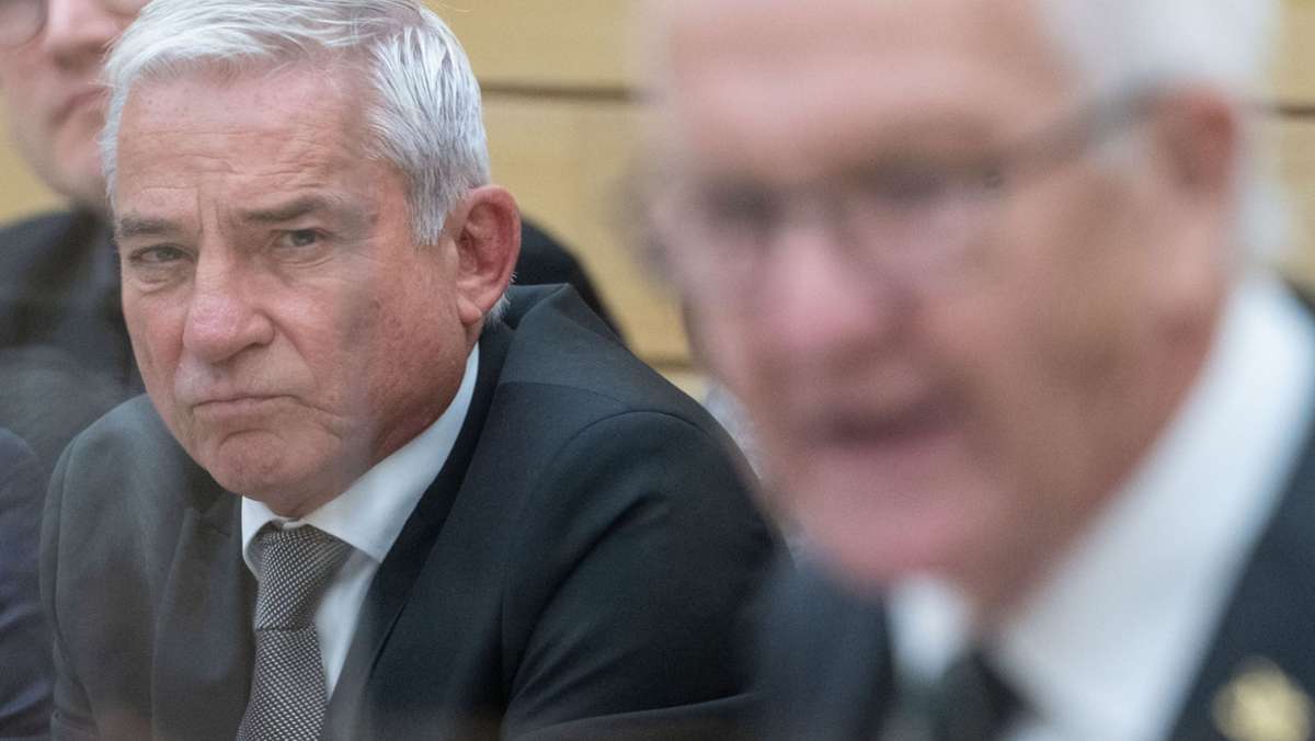 Briefaffäre um Innenminister: Kretschmann stützt Strobl: Opposition misst mit „zweierlei Maß“
