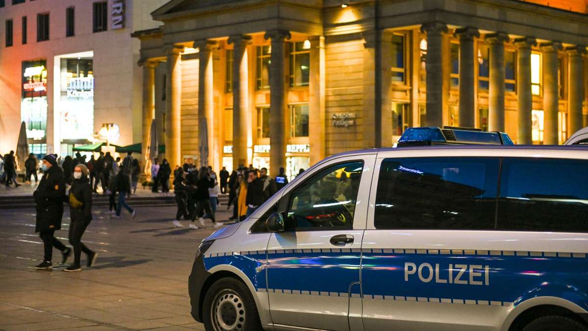Stuttgart-Mitte: Polizei verhaftet Exhibitionisten auf der Königstraße