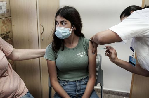 Israel hat den Biontech-Impfstoff auch für Jüngere freigegeben. Foto: imago//Nir Alon