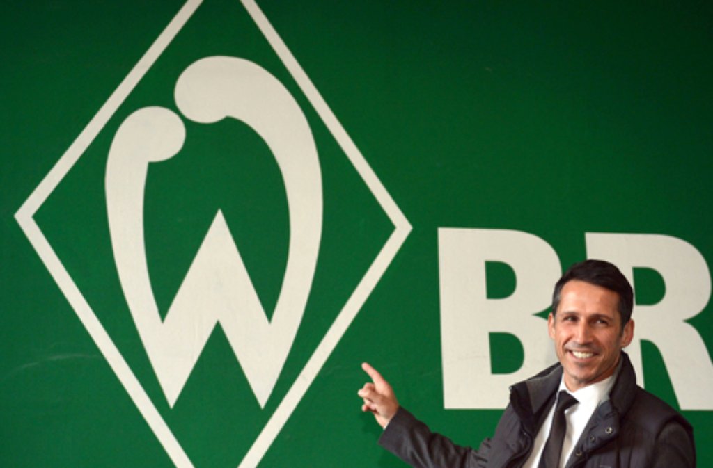 ... dem Nord-Rivalen SV Werder Bremen (Foto: Werder-Sportdirektor Thomas Eichin). Delay ist übrigens Botschafter der Werder-Aktion "Lebenslang tolerant".