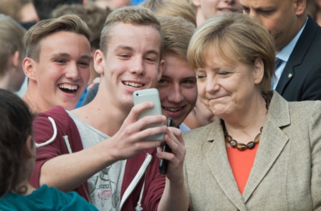 Angela Merkel besucht eine Schule in Groß-Gerau.