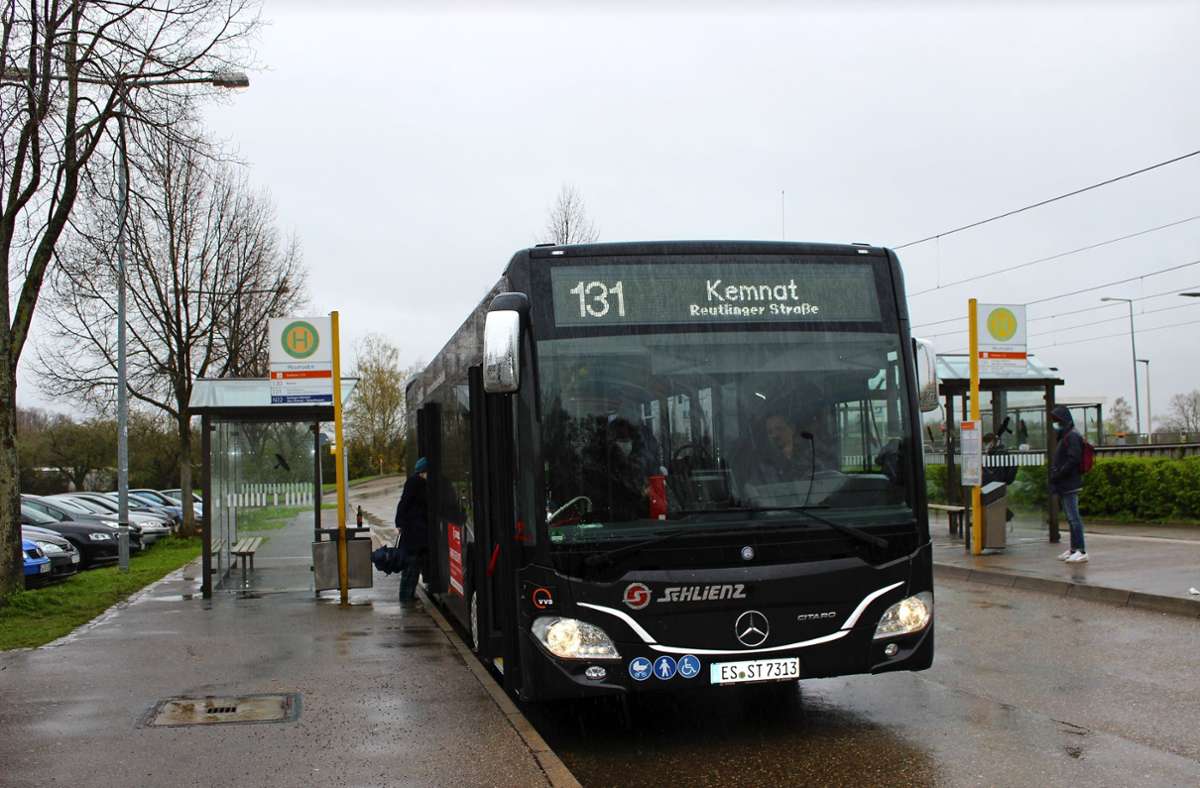 Die Buslinie 131 über Heumaden und Sillenbuch soll erweitert werden. Doch die geplante  Routenführung stößt auf Kritik aus der Bürgerschaft. Foto: Caroline Holowiecki