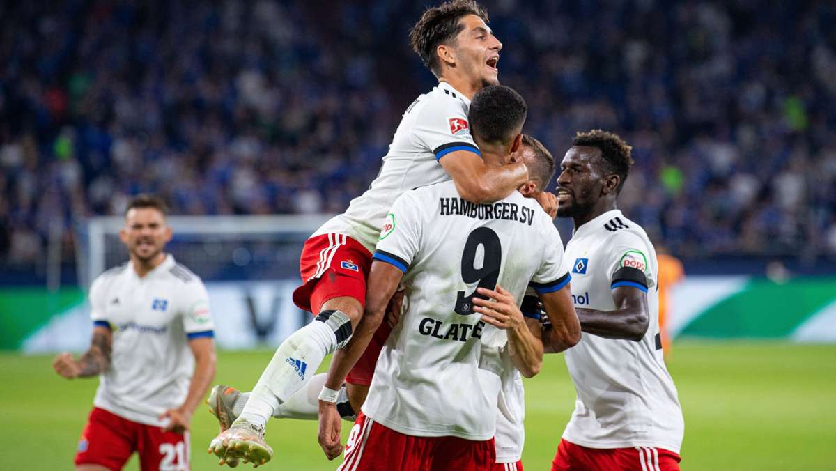 2. Bundesliga: Hamburger SV gewinnt Auftakt beim FC Schalke 04